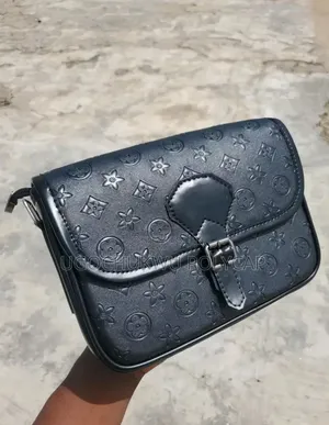 Classic Cross Bag