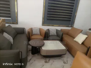 Classic Sofa by 7