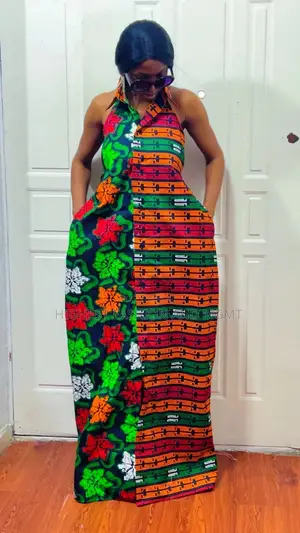 Slim-Fitted Backless Gown With Pockets - Style 872
