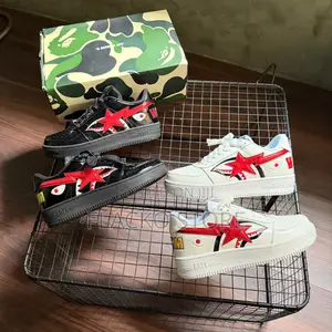 Original a Bathing Ape Low Shark Sneakers