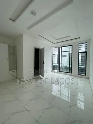 3bdrm Duplex in Ikota Villa Estate for rent