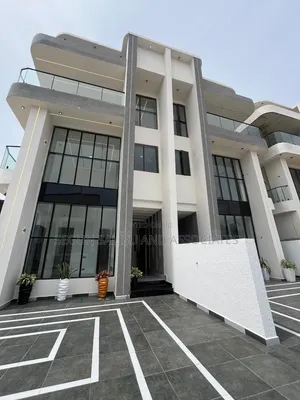 5bdrm Duplex in Lekki Phase 1 for sale