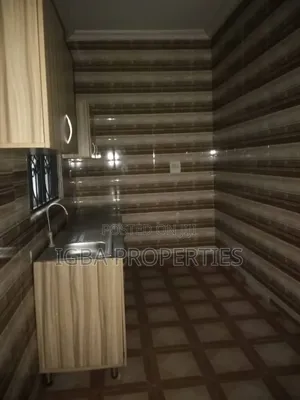 2bdrm Duplex in Lekki Phase 1 for rent