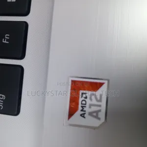 Laptop Asus X555LA 4GB AMD Ryzen 7 SSD 128GB