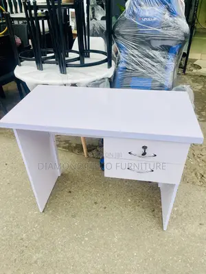 Office Table/White