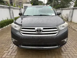 Toyota Highlander 2013 Gray