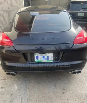Porsche Panamera 4S 2012 Blue