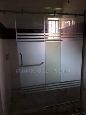 Superior Shower Cubicle