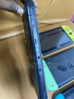X80 Handheld Retro Video Game Console