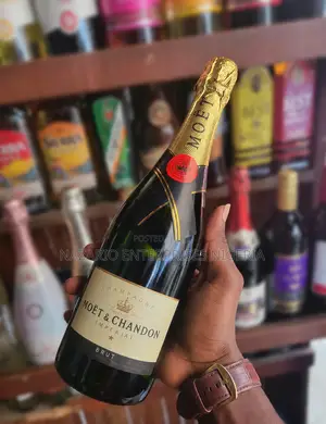 Moët Et Chandon Brut Imperial Champagne – Price of 12 Bottles