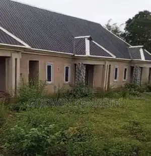 2 Bedroom Apartments X3