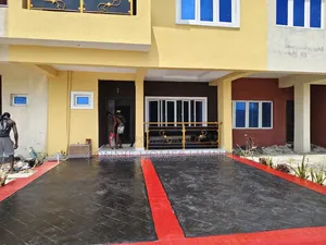 Furnished 3bdrm Duplex in Awoyaya for sale