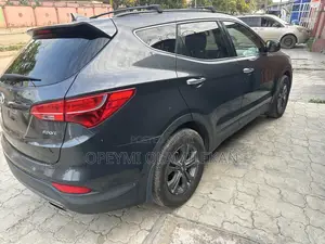 Hyundai Santa Fe 2015 Gray