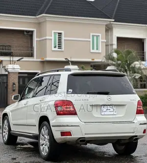 Mercedes-Benz GLK-Class 2011 White