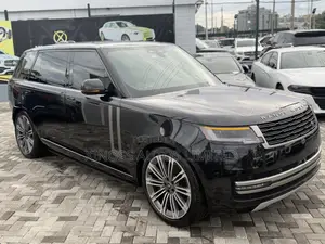 Land Rover Range Rover Vogue 2024 Black