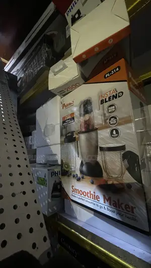 Paloma Smoothie Maker With 3 Jars 750watts