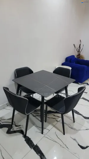 Portable Dining Table by 4 Seaters
