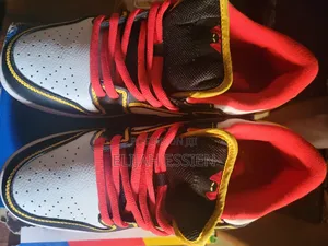 Authentic Nike Sb Dunk Low