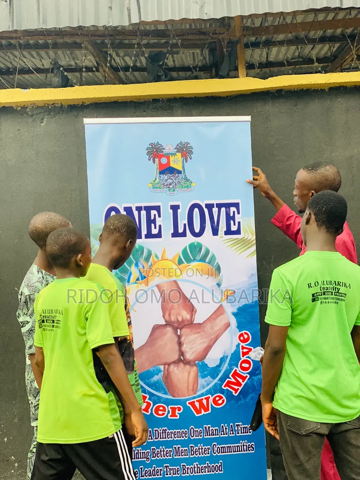 Roll Up Banner