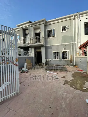 3bdrm Duplex in Asokoro for sale