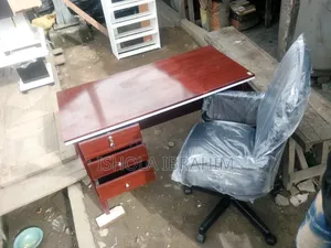 4ft Red Rose Office Table and High Back Rolling Chair