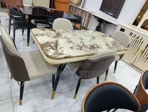 Beautiful Standard Lovely Quality 4 Seaters Marble Dinning Sets