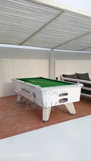 White Gloss Marble and Coin Snooker Board 