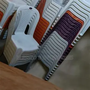 Quality White Chairs Bulk|Dozen