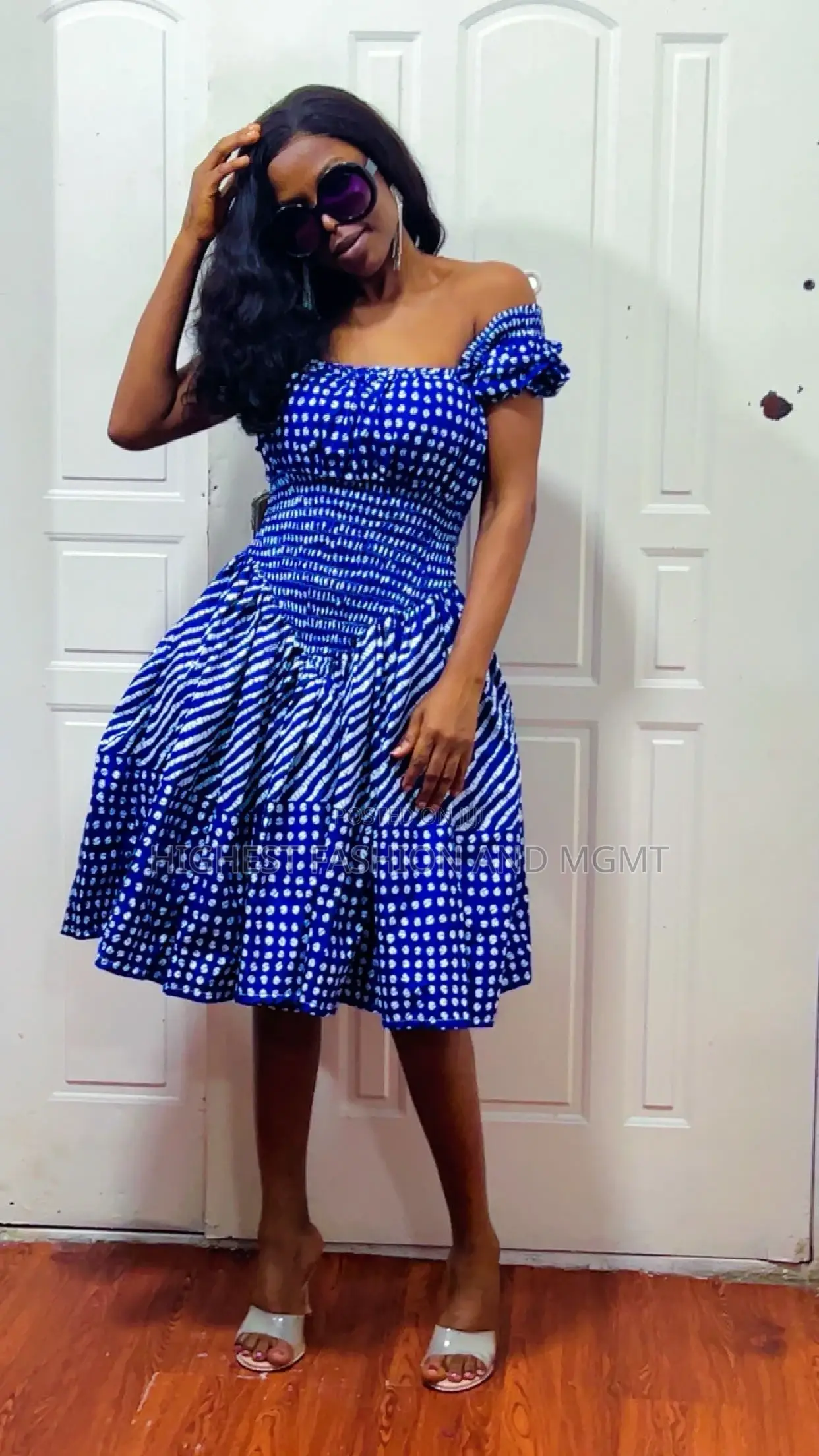 Off-Shoulder Short Gown - Style 902
