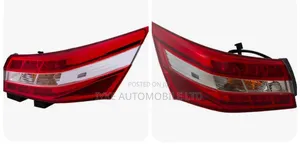 Rear Lights Avalon 2015