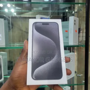 New Apple iPhone 15 Pro Max 256 GB Blue