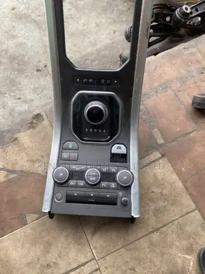 Gear Selector Evoque Ej32