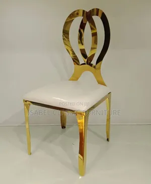 Upgrade Your Event With Luxury 2 Face Event Chair's Gold and Durable