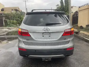 Hyundai Santa Fe Limited 4dr SUV AWD (3.3L 6cyl 6A) 2015 Silver