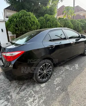 Toyota Corolla 2014 Black