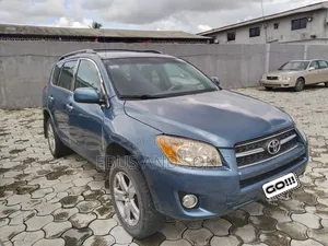Toyota RAV4 2008 Blue