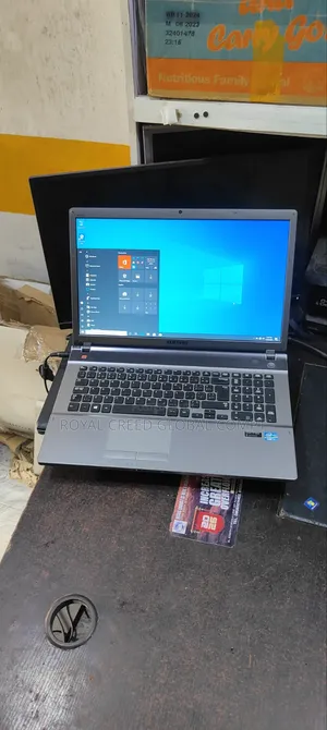 Laptop Samsung NP550P7C 16GB Intel Core i7 HDD+SSD 500GB