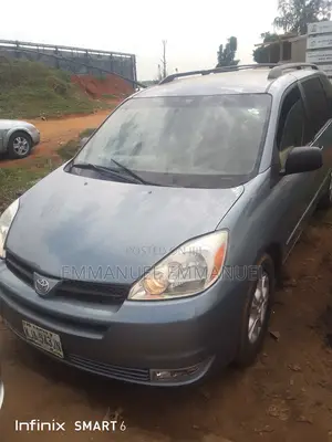Toyota Sienna Bus for Rent/Hire in Lagos