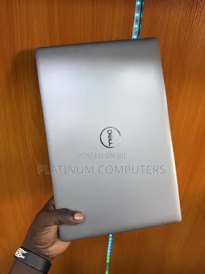 Laptop Dell Latitude 5540 8GB Intel Core i5 SSD 256GB