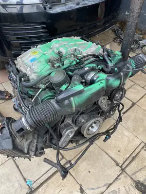 Engine V6 Petrol 2017