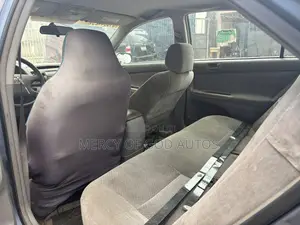 Toyota Camry LE 4dr Sedan (2.4L 4cyl 4A) 2004 Blue