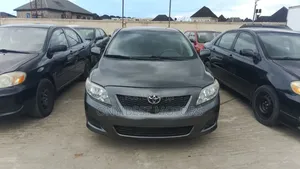 Toyota Corolla 2009 Gray