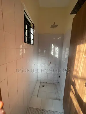 Mini Flat in Ikota for rent