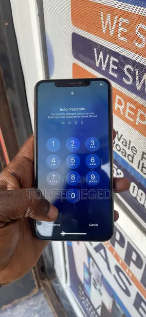 Apple iPhone 11 Pro Max 64 GB