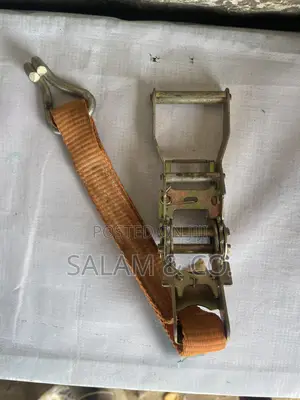 Heavy Duty 1” Ratchet Tie Down Strap With Metal Hooks
