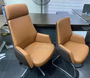 Luxury Dual-Tone Tan Executive Swivel Chair Matchingvisitor Chairset
