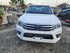 Toyota Hilux 3.0 D-4D 4x4 2012 White