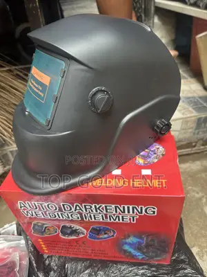 Auto-darkening Welding Helmet