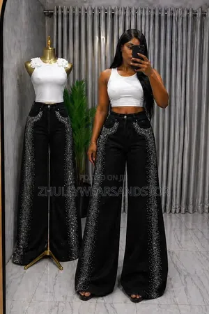 High Quality Luxury Baggy Jeans in Wholesale Bundle and Retail