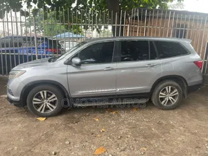 Honda Pilot EX-L 4dr SUV (3.5L 6cyl 5A) 2017 Silver
